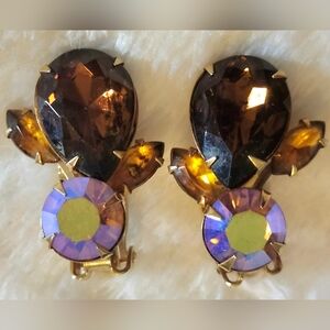 Vintage Beau Jewels Clip On Earrings